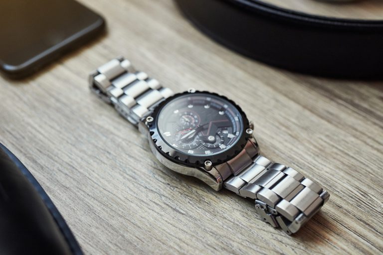 Comment les montres sont-elles testées pour la résistance à l&rsquo;eau ?