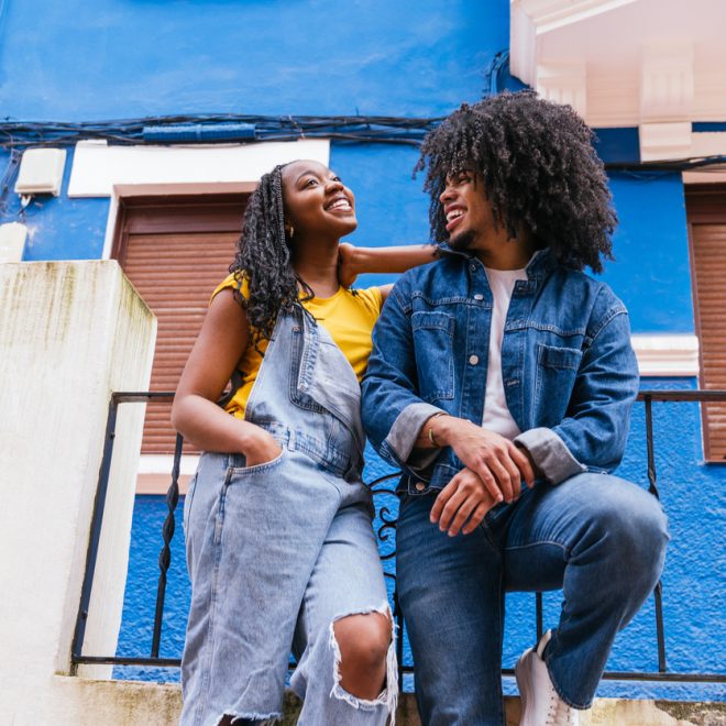 Les secrets pour réussir un total look denim tendance