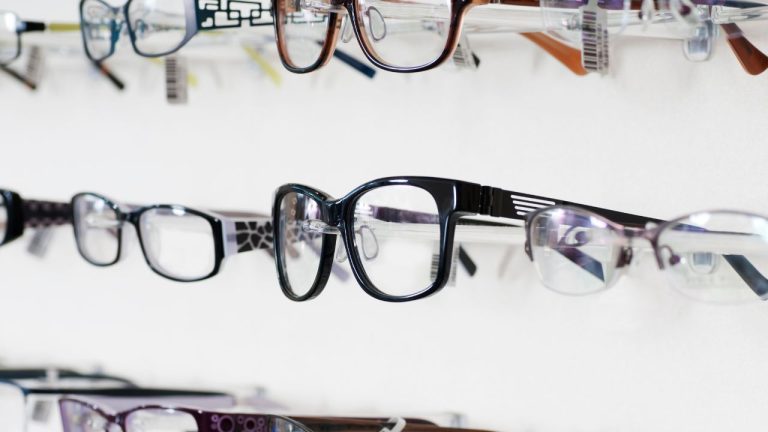 Comment choisir la formes des montures de vos lunettes de vue ?