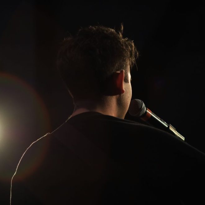 Mika : taille, origine et carrière