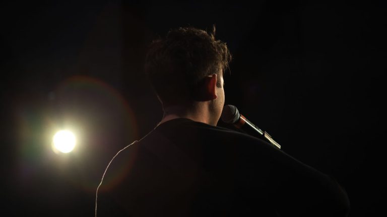 Mika : taille, origine et carrière