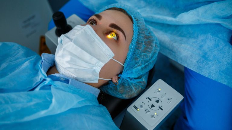 Chirurgie laser : déroulement d&rsquo;une opération laser des yeux 